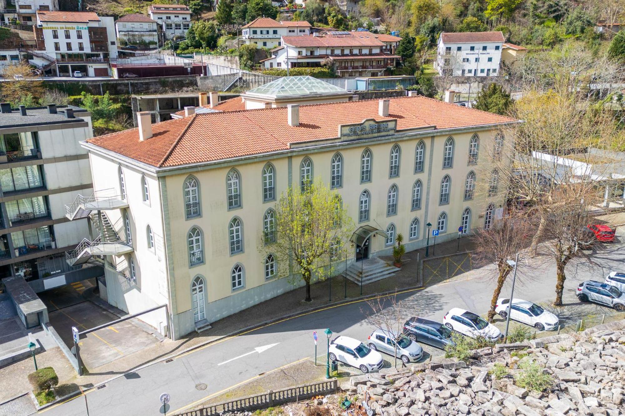 Hotel Apartamentos Geres Ribeiro Exterior foto